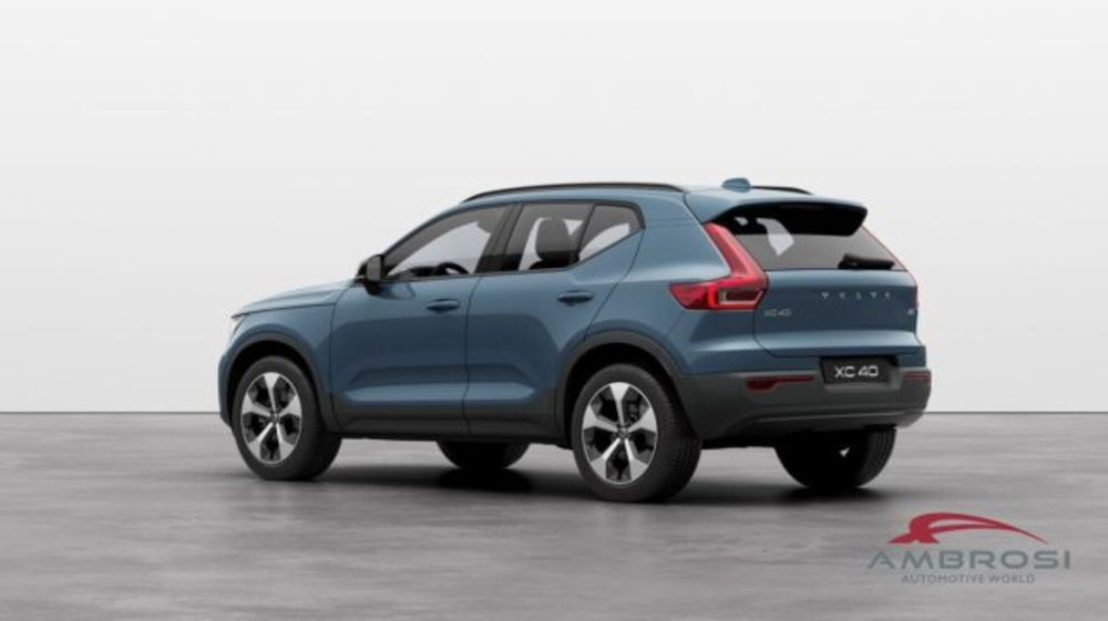 Volvo XC40 nuova a Perugia (3)