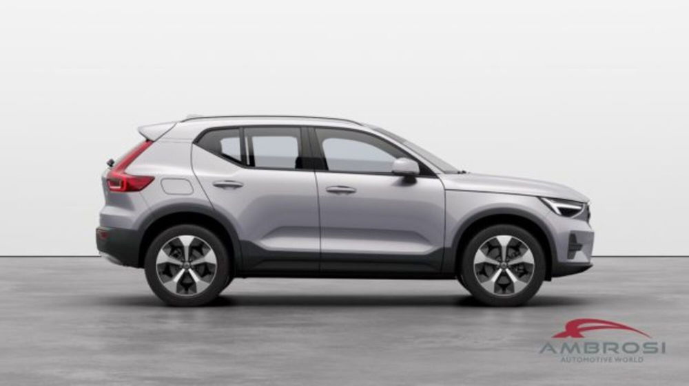 Volvo XC40 nuova a Perugia (4)