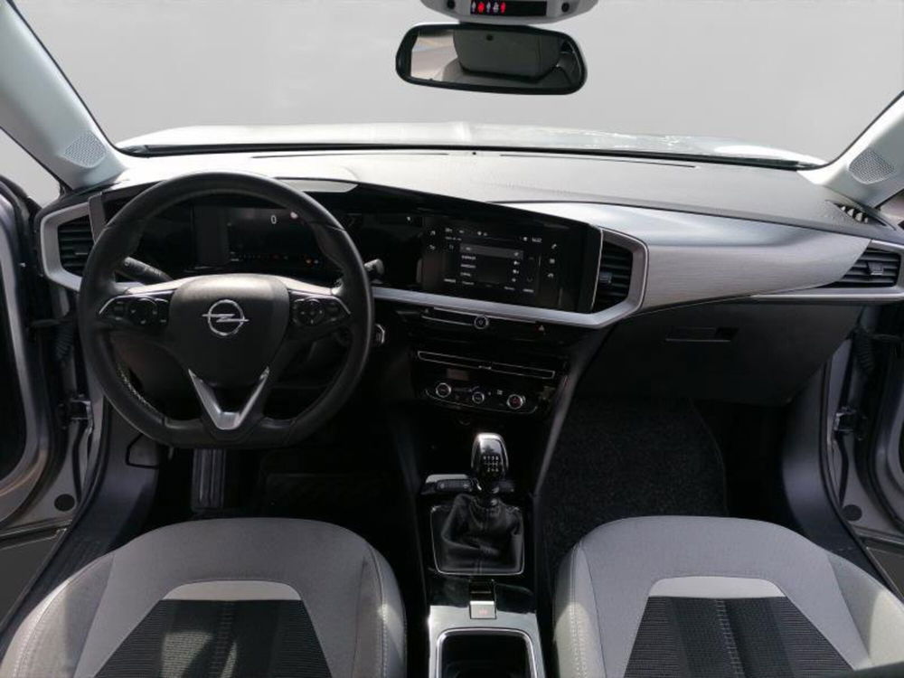 Opel Mokka usata a Genova (11)