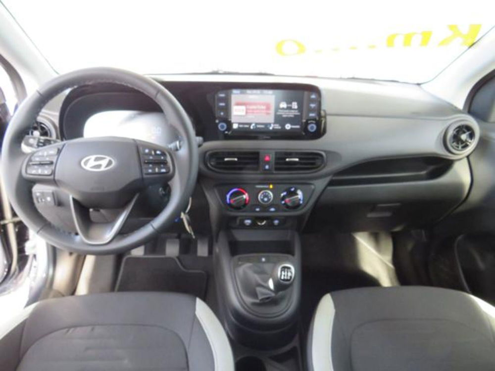 Hyundai i10 nuova a Lodi (14)