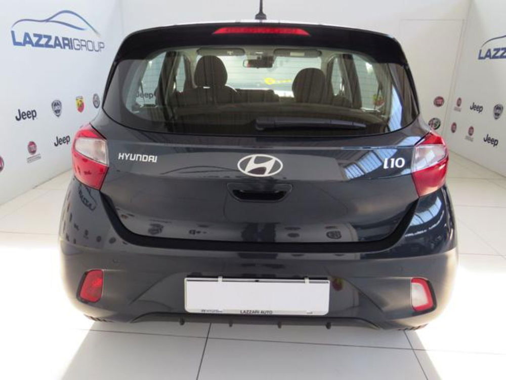 Hyundai i10 nuova a Lodi (9)