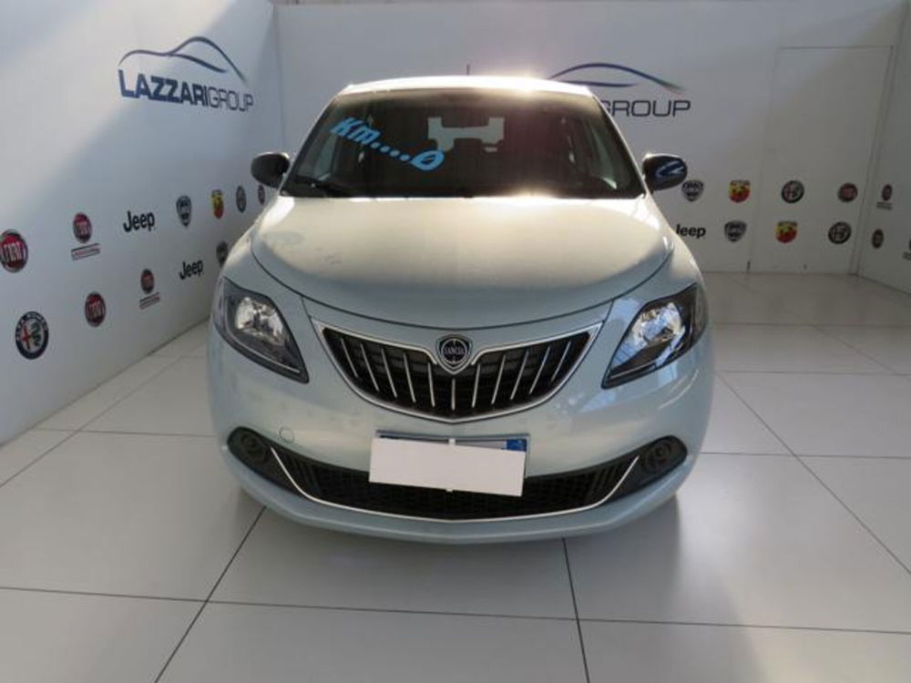 Lancia Ypsilon nuova a Lodi (2)