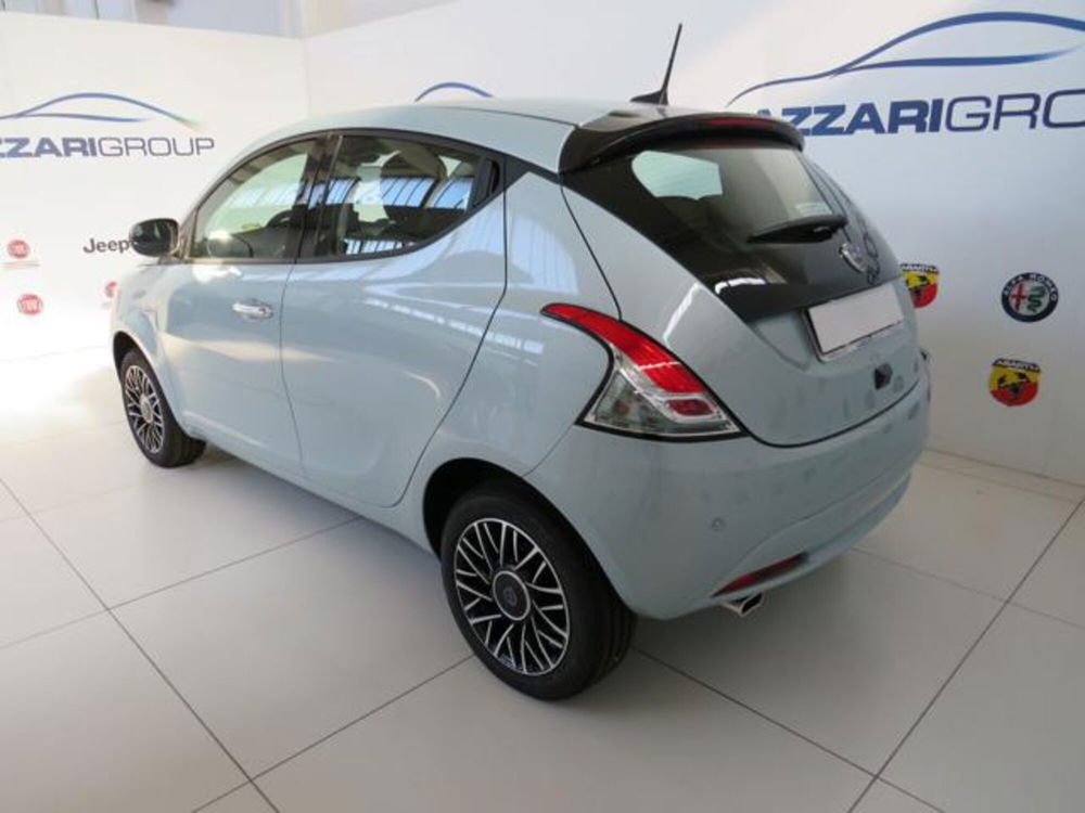 Lancia Ypsilon nuova a Lodi (4)