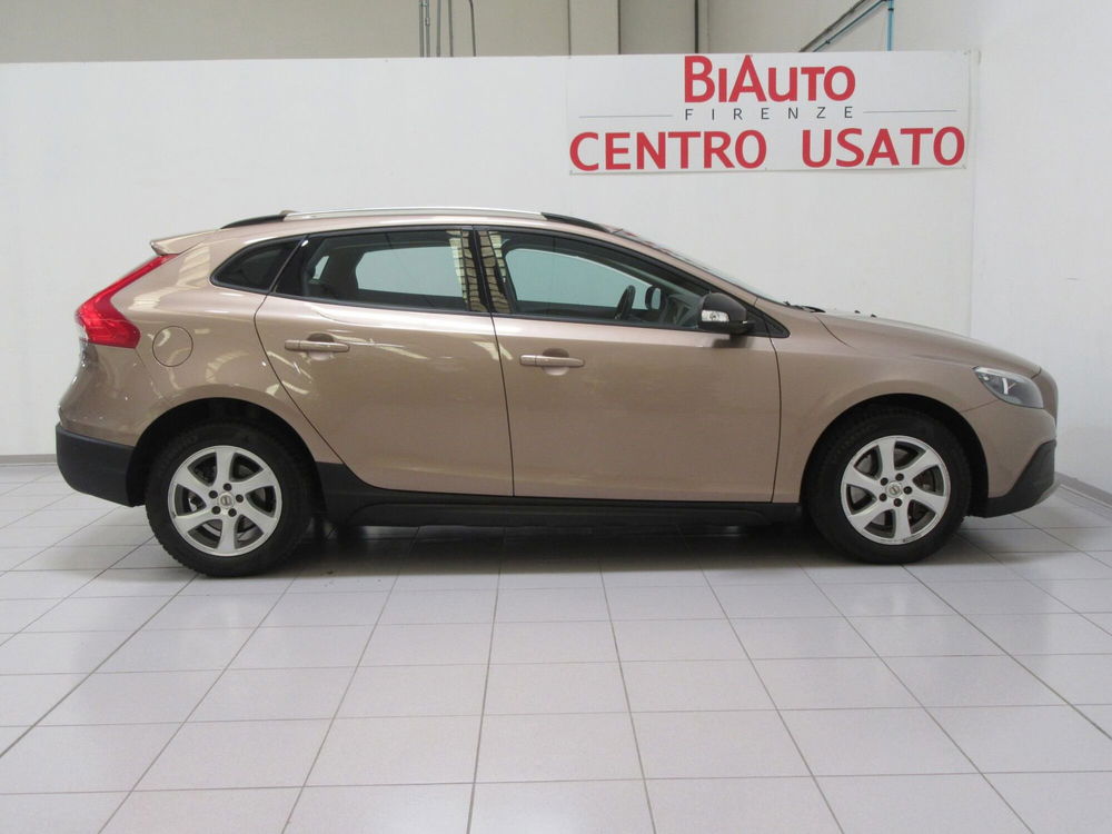 Volvo V40 Cross Country usata a Firenze (18)