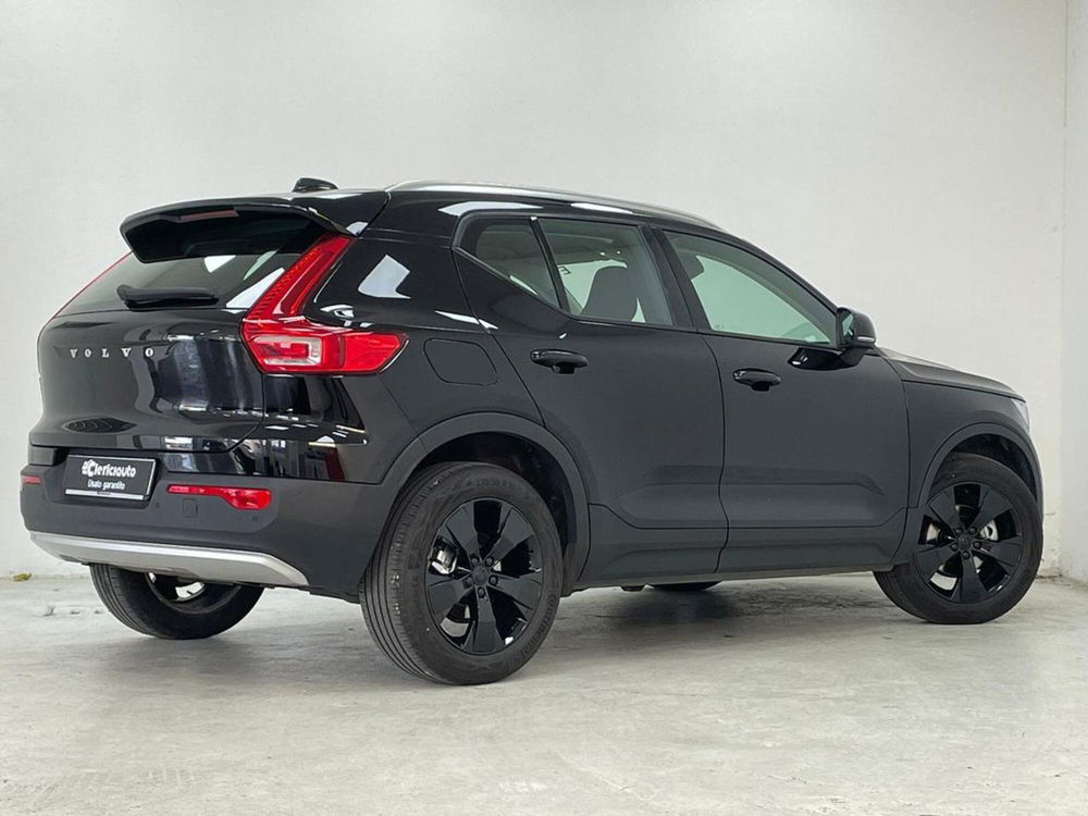 Volvo XC40 usata a Como (2)