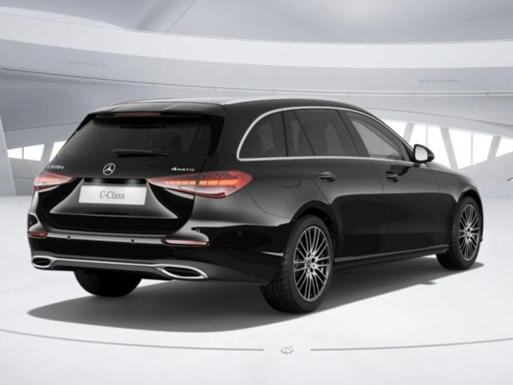 Mercedes-Benz Classe C Station Wagon nuova a Verona (2)