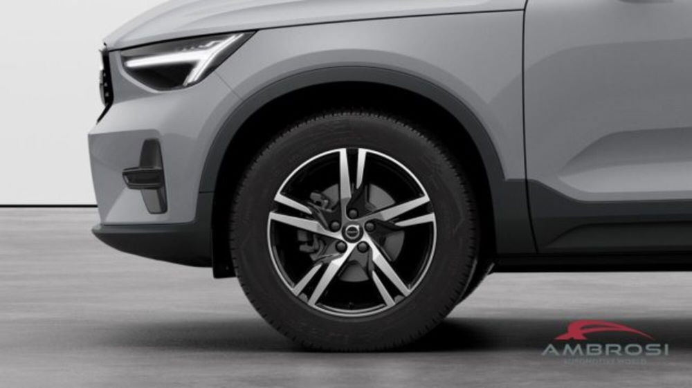 Volvo XC40 nuova a Perugia (7)