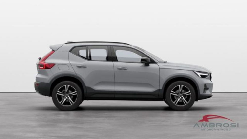 Volvo XC40 nuova a Perugia (4)