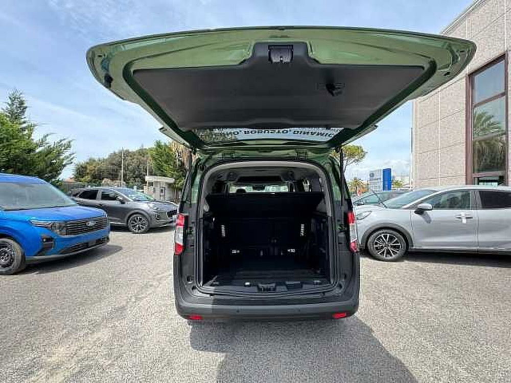 Ford Tourneo Courier nuova a Latina (4)