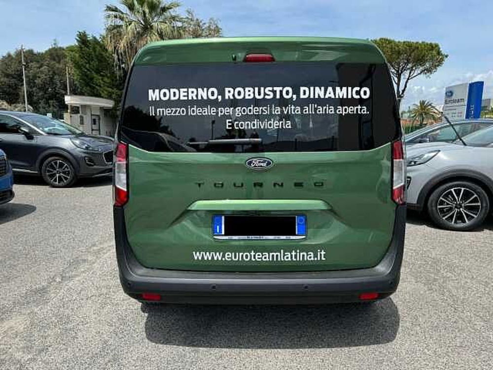 Ford Tourneo Courier nuova a Latina (5)