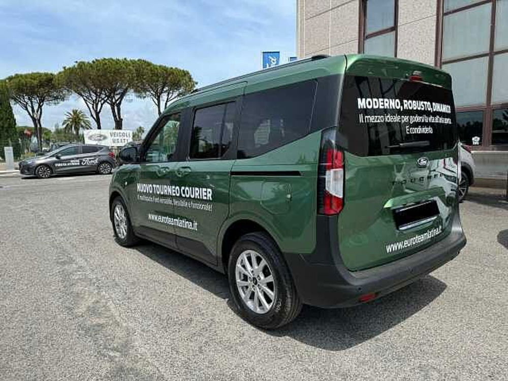 Ford Tourneo Courier nuova a Latina (7)