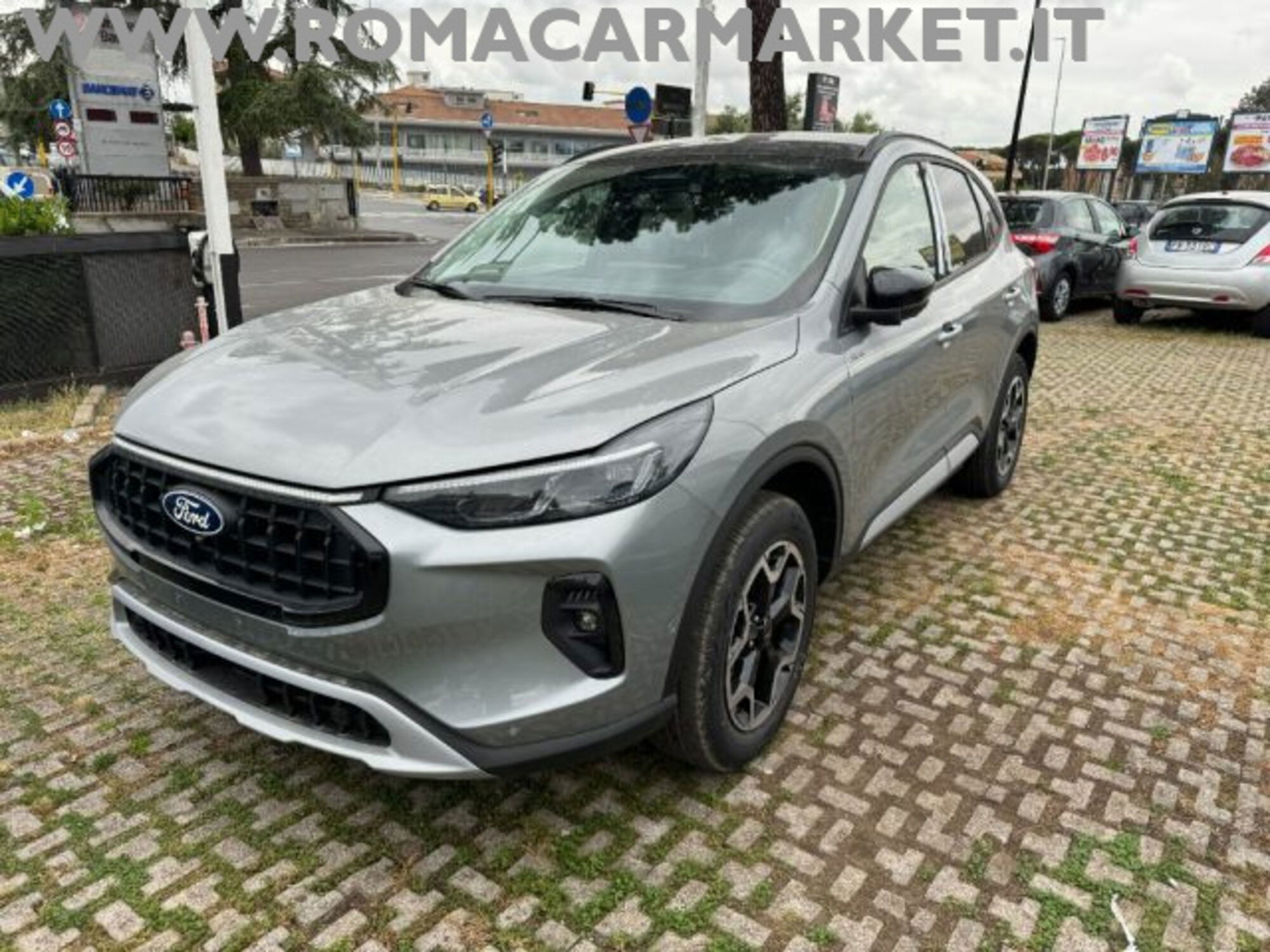 Ford Kuga 2.5 full hybrid Active X 2wd 180cv auto nuova a Roma