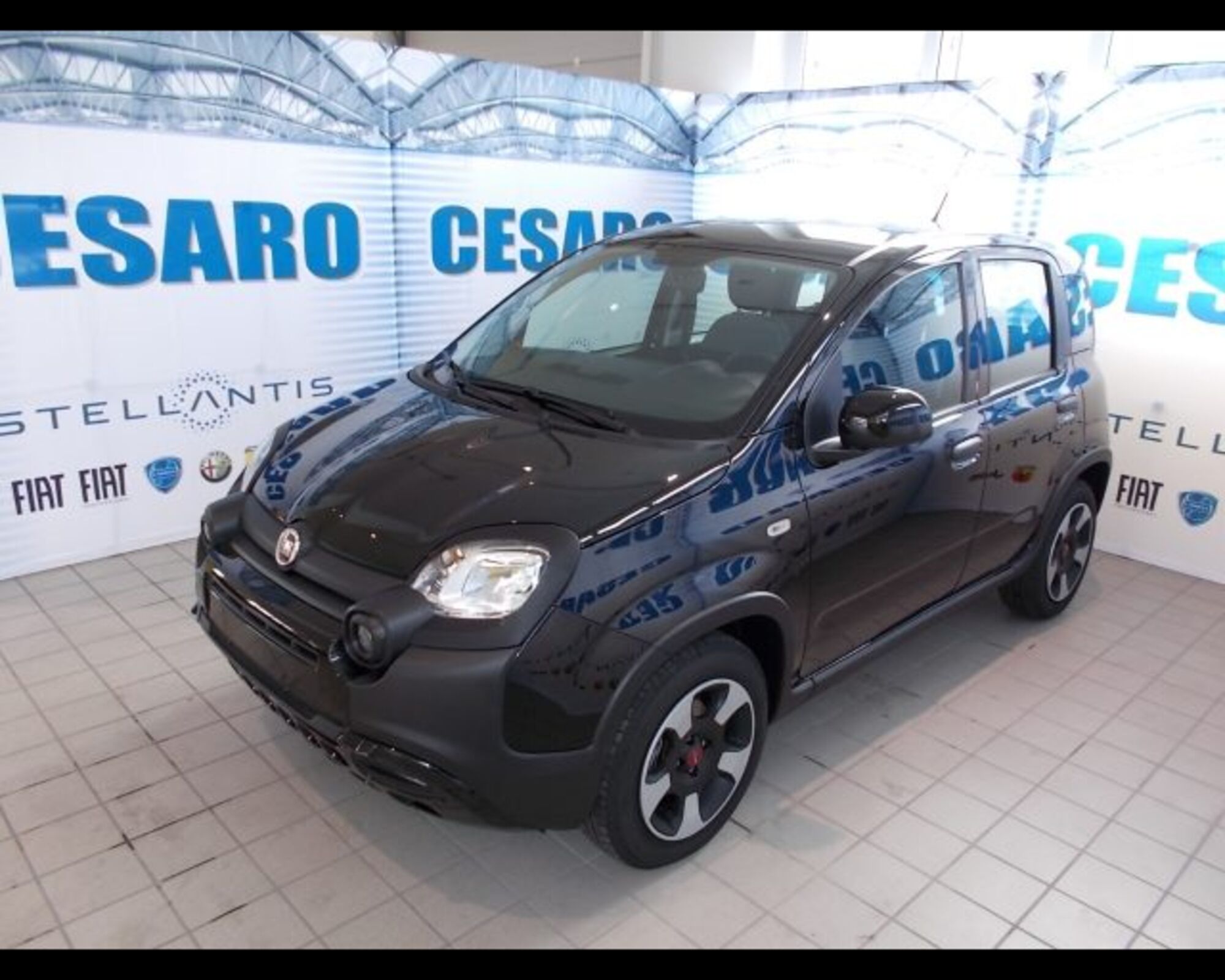 Fiat Panda Cross 1.0 firefly hybrid Cross s&amp;s 70cv 5p.ti nuova a Pont Saint Martin