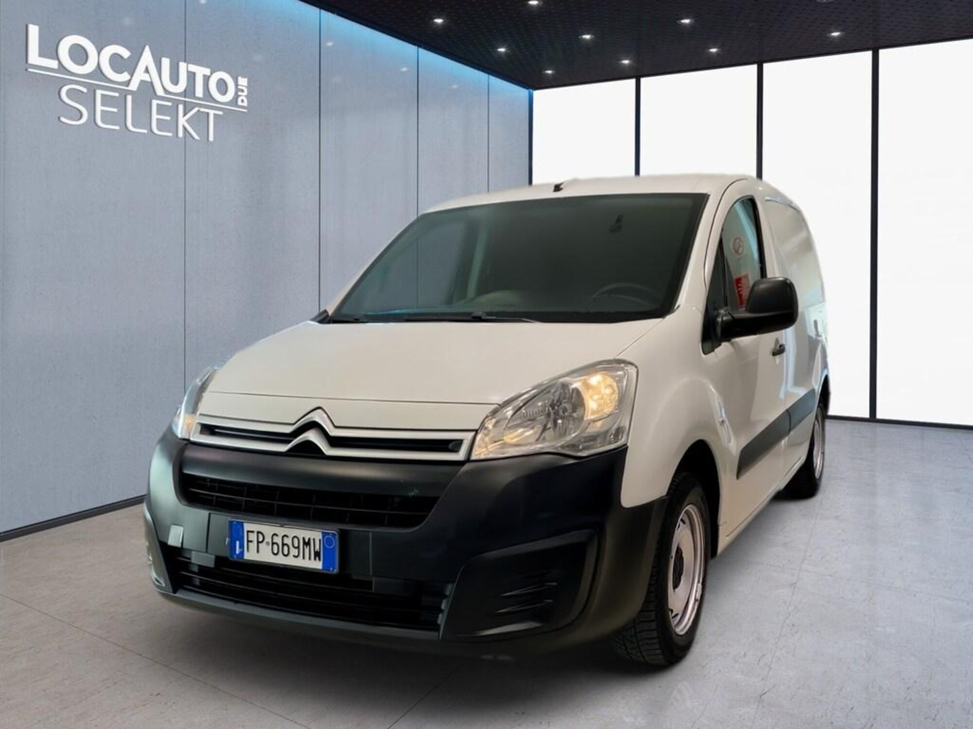 Citroen Berlingo Furgone BlueHDi 100 S&amp;S Van 2 posti L1  del 2018 usata a Torino