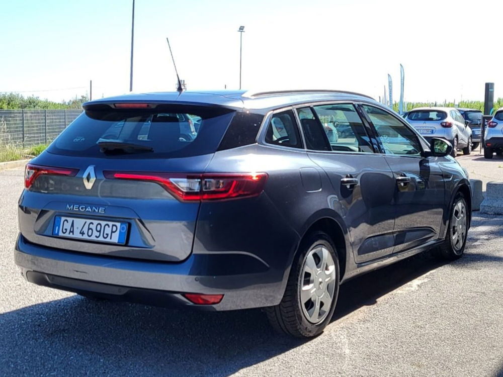 Renault Mégane Sporter usata a Foggia (6)