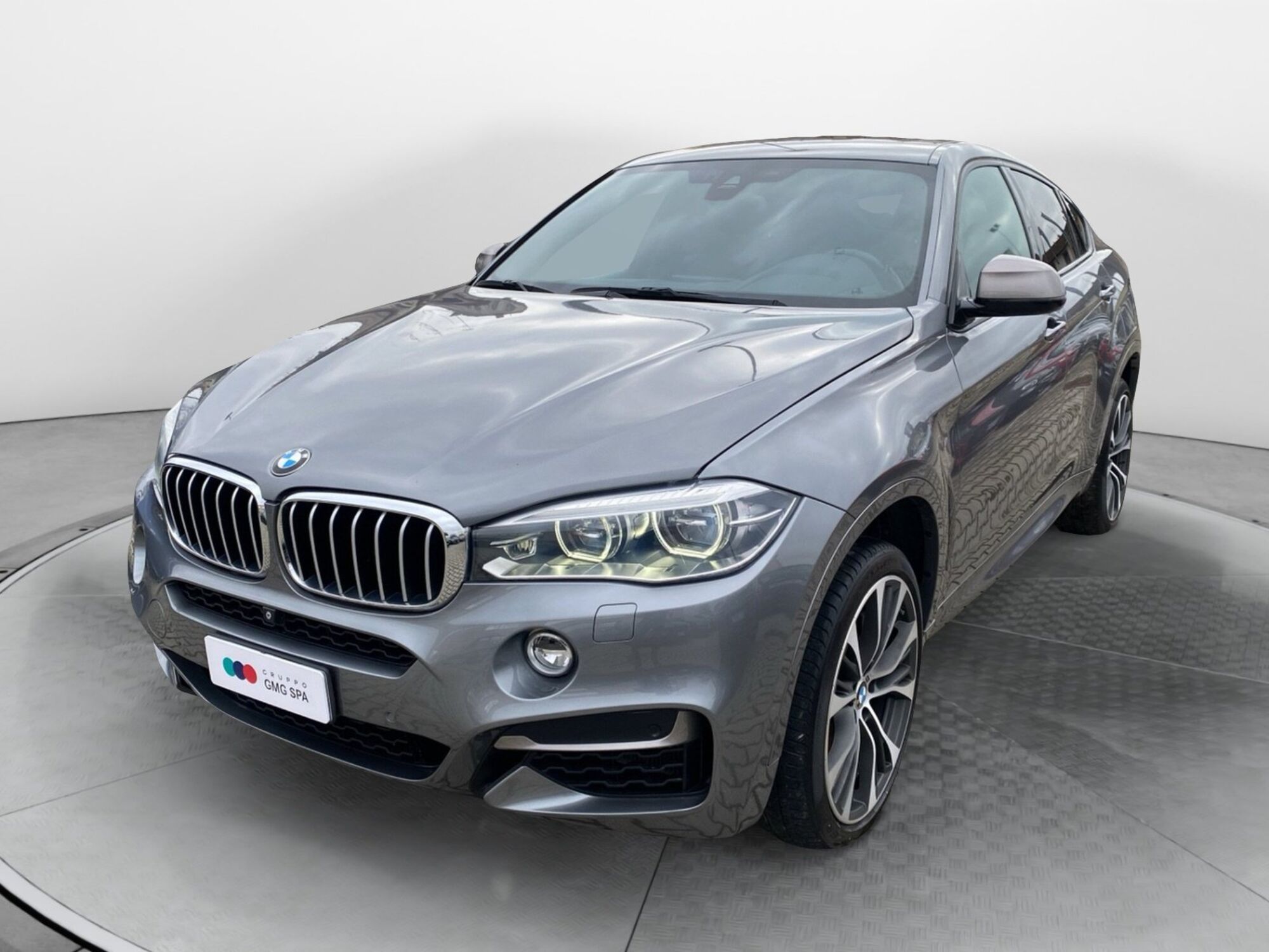 BMW X6 M50d del 2015 usata a Vinci