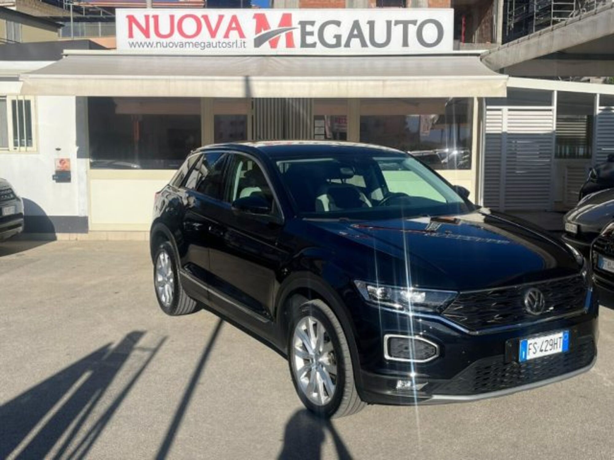 Volkswagen T-Roc 1.6 TDI SCR Advanced BlueMotion Technology del 2018 usata a Alcamo