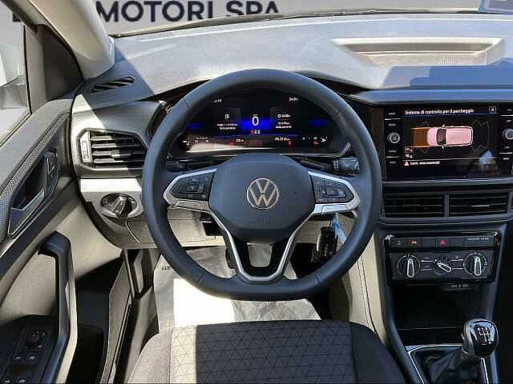 Volkswagen T-Cross nuova a Siena (8)