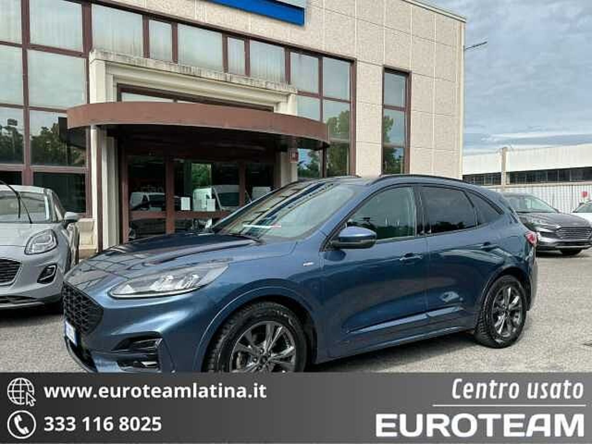 Ford Kuga 1.5 EcoBlue 120 CV 2WD ST-Line  del 2021 usata a Latina