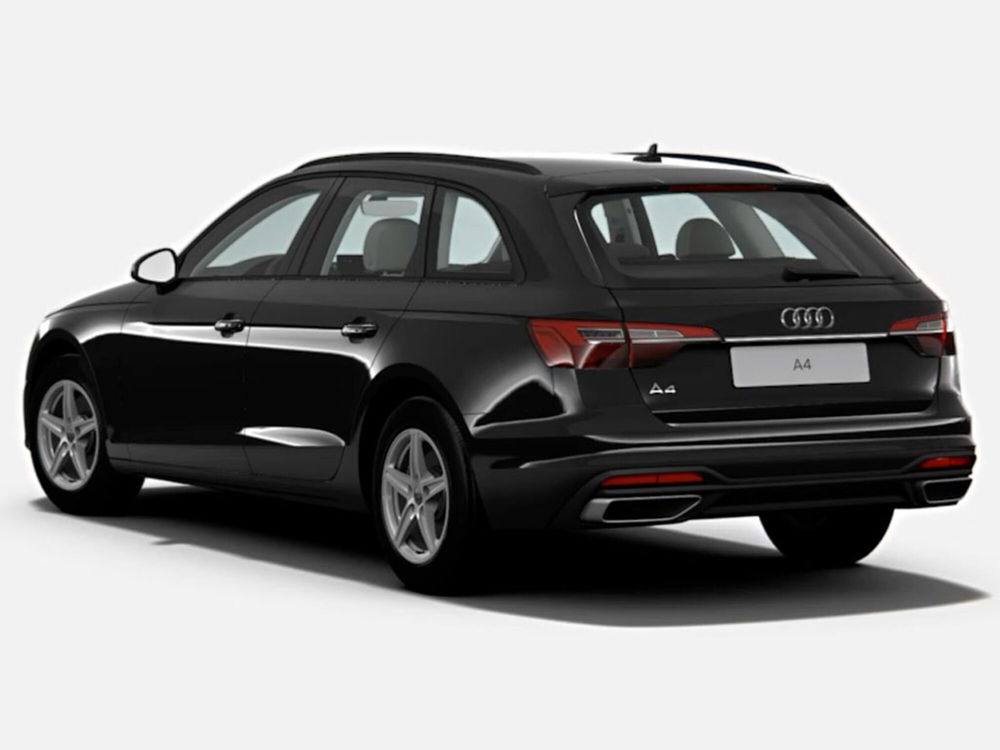 Audi A4 Avant nuova a Novara (3)