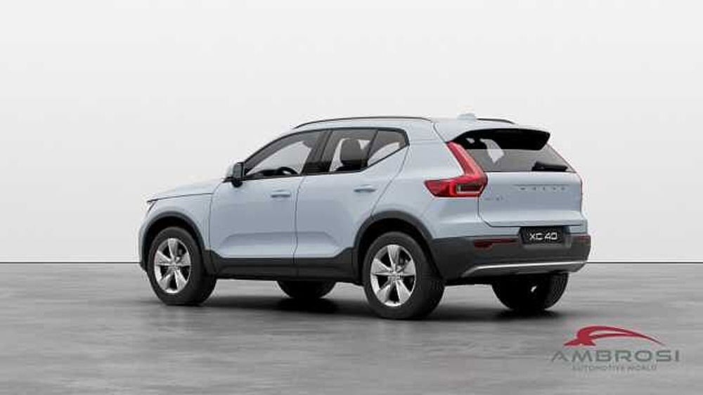 Volvo XC40 nuova a Perugia (3)