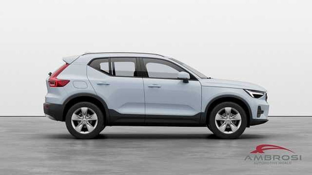 Volvo XC40 nuova a Perugia (4)