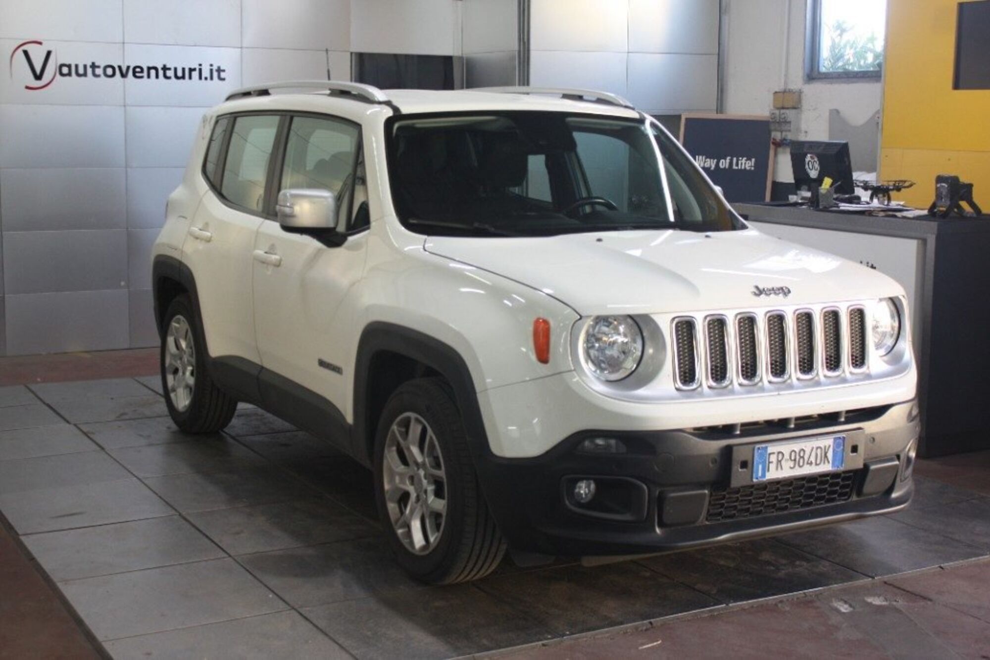 Jeep Renegade 1.4 MultiAir Limited  del 2018 usata a Civita Castellana