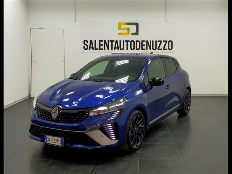 Renault Clio 1.6 E-Tech full hybrid esprit Alpine 145cv del 2023 usata a Lecce