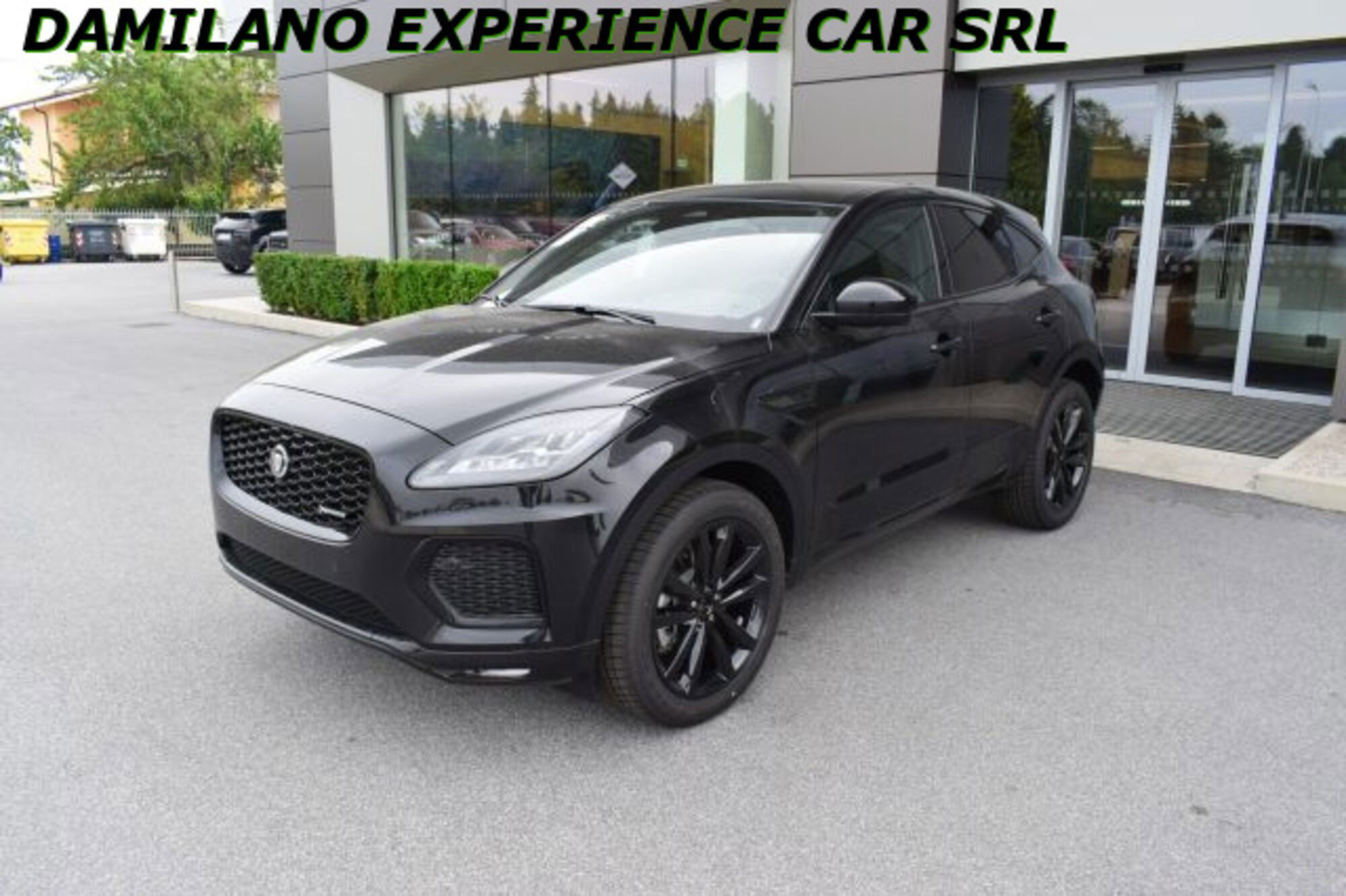 Jaguar E-Pace 2.0d i4 mhev R-Dynamic S awd 163cv auto nuova a Cuneo