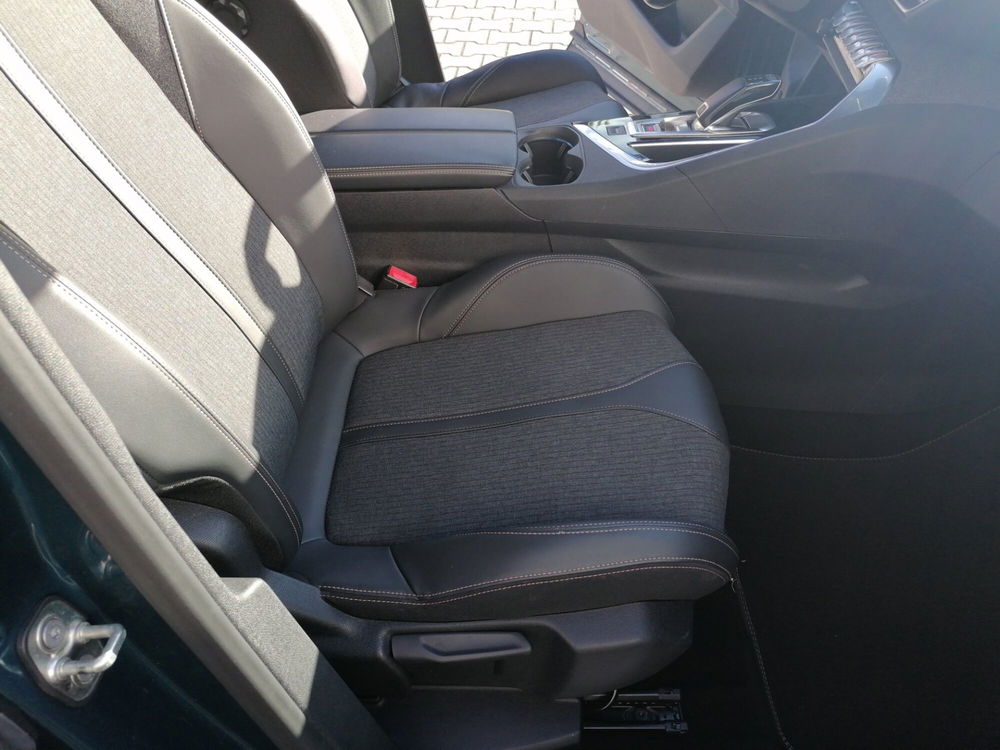 Peugeot 5008 usata a Brescia (12)