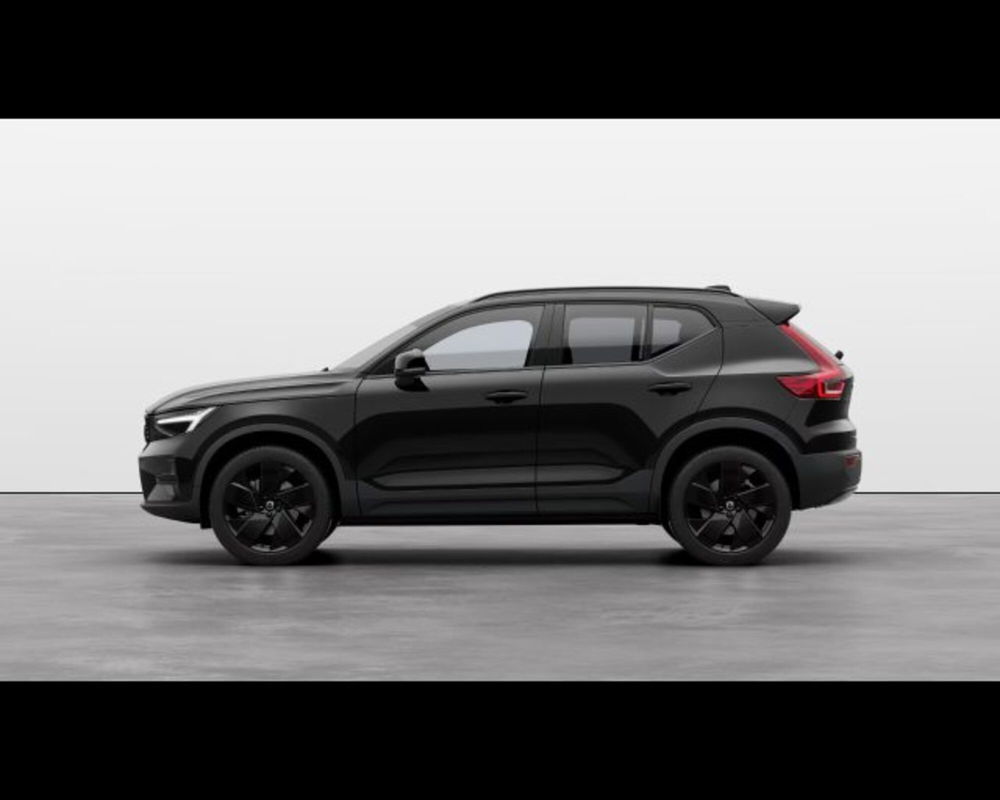 Volvo XC40 nuova a Treviso (2)