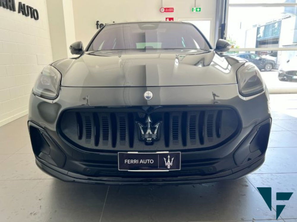 Maserati Grecale nuova a Udine (4)