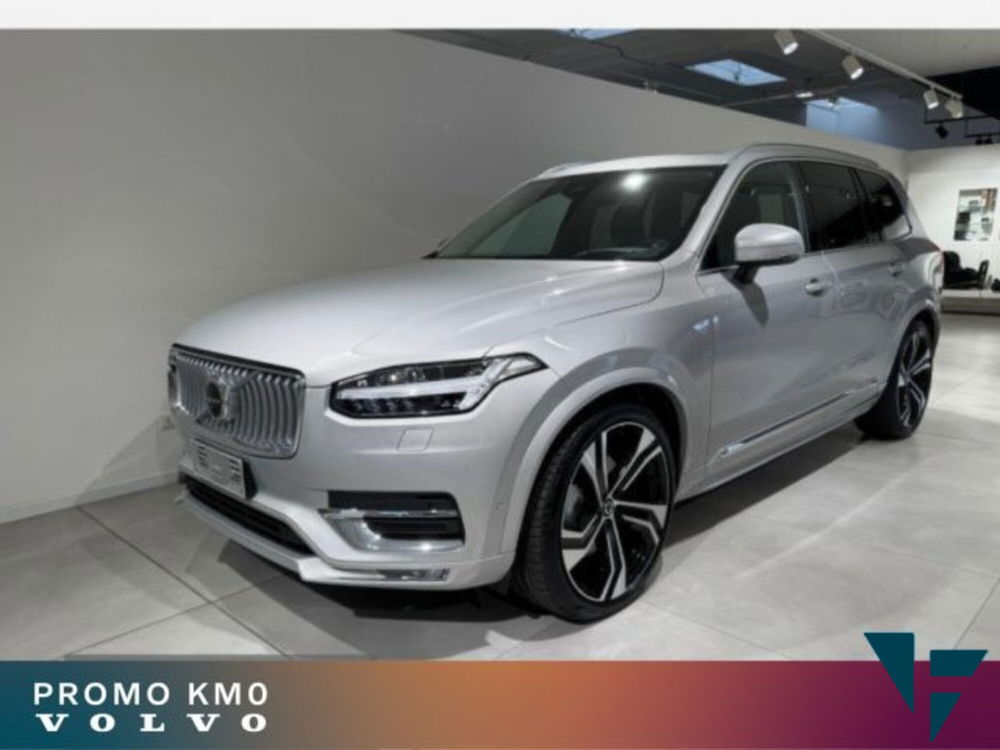 Volvo XC90 nuova a Udine