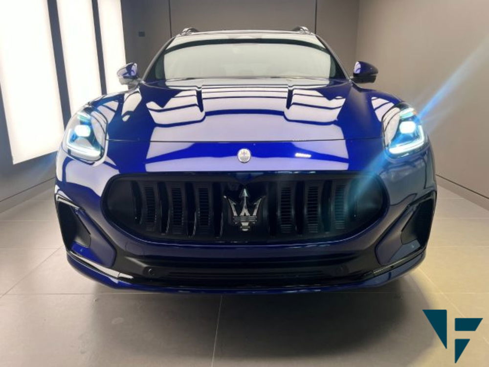 Maserati Grecale nuova a Udine (3)