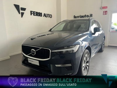 Volvo XC60 B4 Geartronic Momentum Pro  del 2022 usata a Tavagnacco