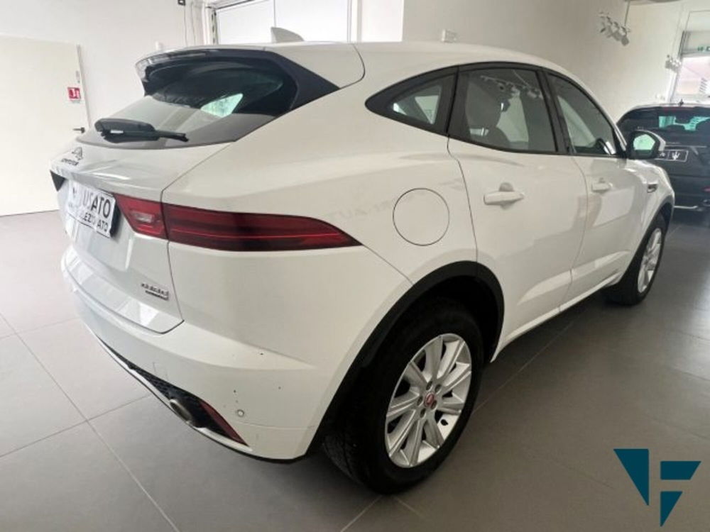 Jaguar E-Pace usata a Udine (4)