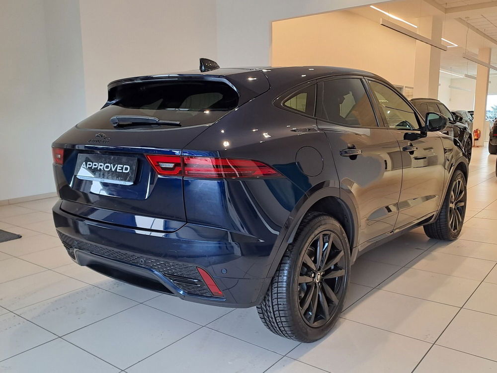 Jaguar E-Pace usata a Pavia (2)