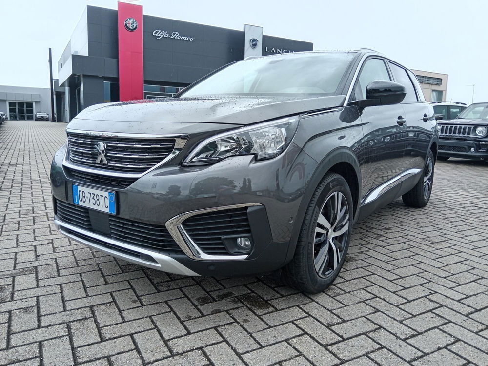 Peugeot 5008 usata a Alessandria