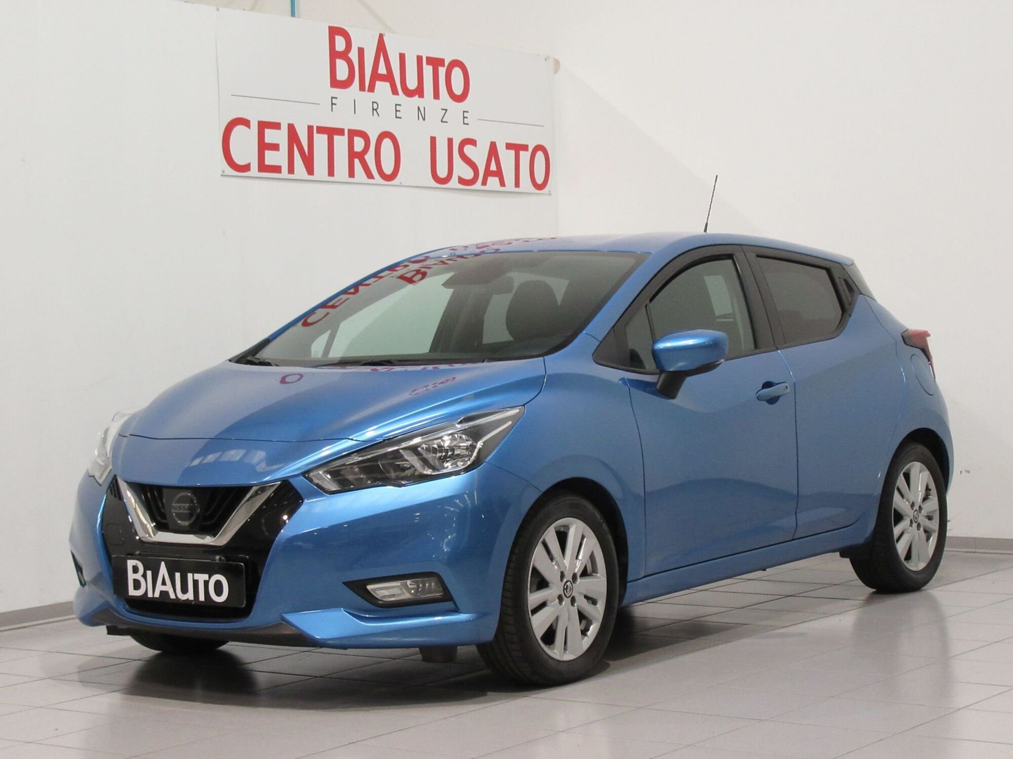 Nissan Micra IG-T 100 5 porte N-Connecta  del 2020 usata a Sesto Fiorentino