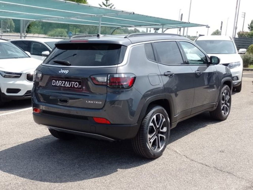 Jeep Compass nuova a Brescia (5)