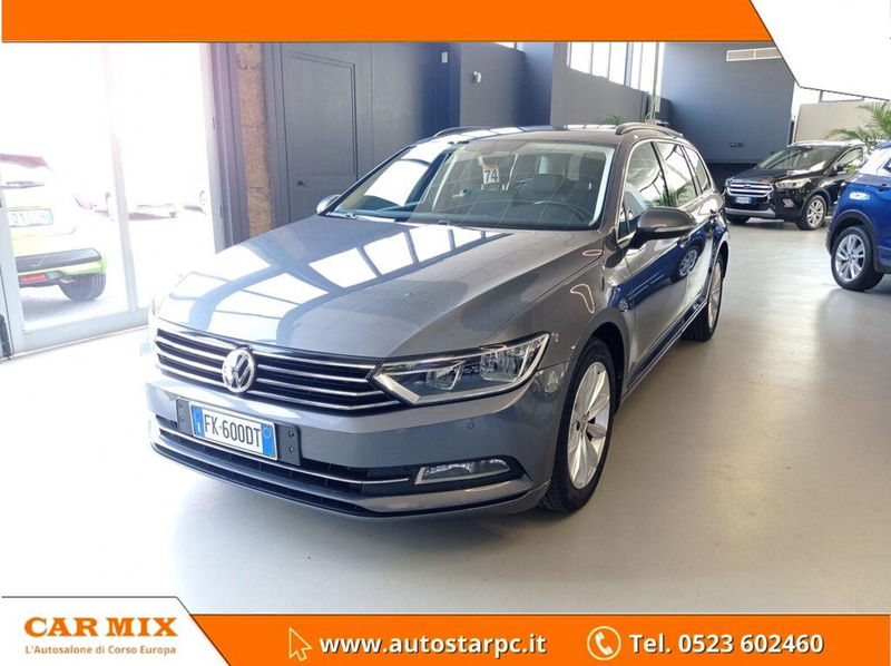 Volkswagen Passat 2.0 tdi scr Business 150cv dsg del 2017 usata a Piacenza