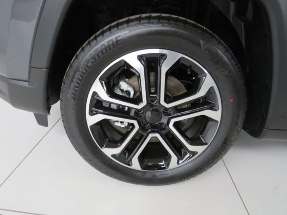 Jeep Compass nuova a Lodi (14)