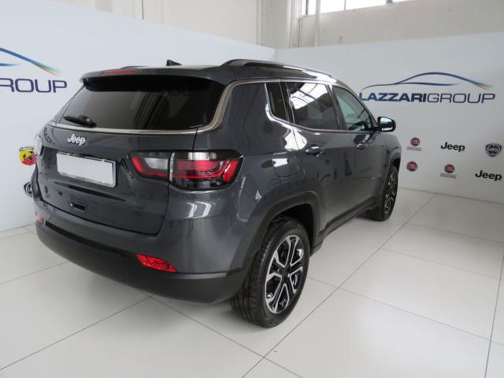 Jeep Compass nuova a Lodi (7)