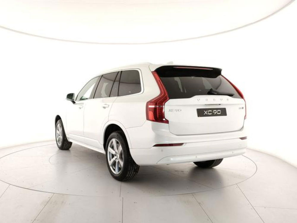 Volvo XC90 nuova a Modena (3)