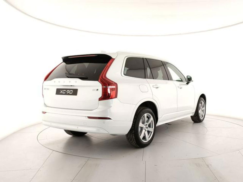 Volvo XC90 nuova a Modena (5)