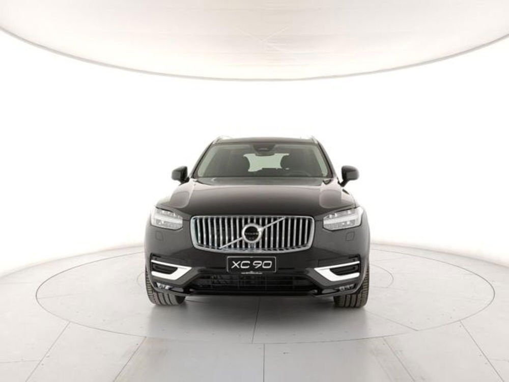 Volvo XC90 nuova a Modena (7)