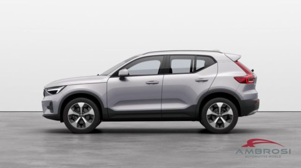 Volvo XC40 nuova a Perugia (2)