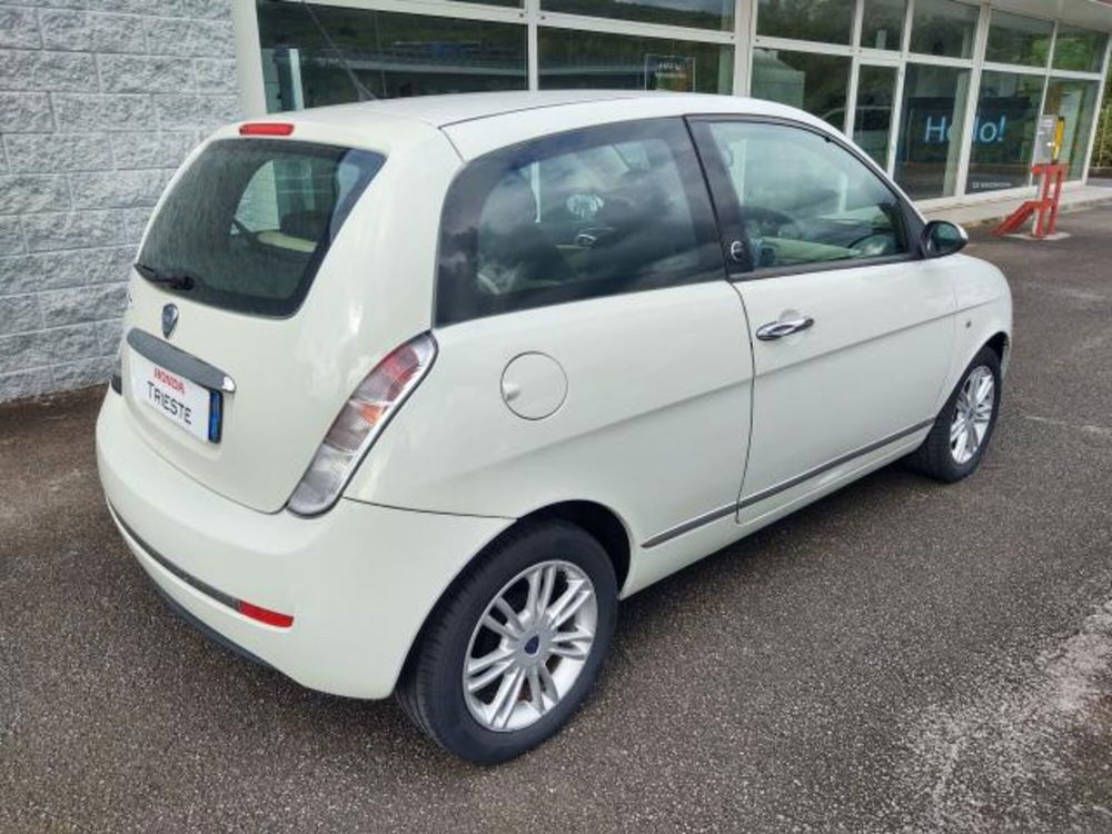 Lancia Ypsilon usata a Trieste (3)