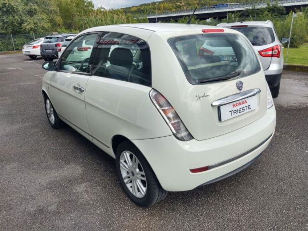 Lancia Ypsilon usata a Trieste (4)