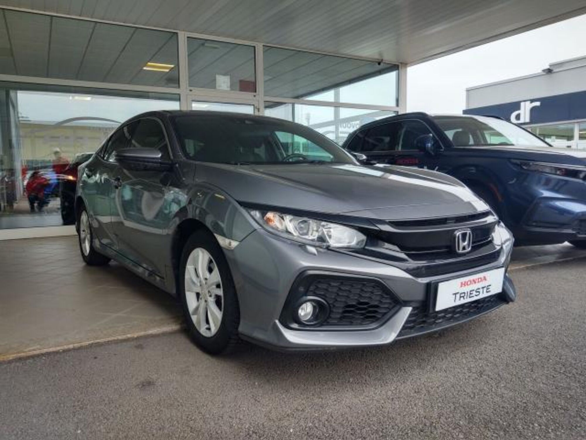 Honda Civic 1.0T 5 porte Elegance Navi  del 2019 usata a Muggia